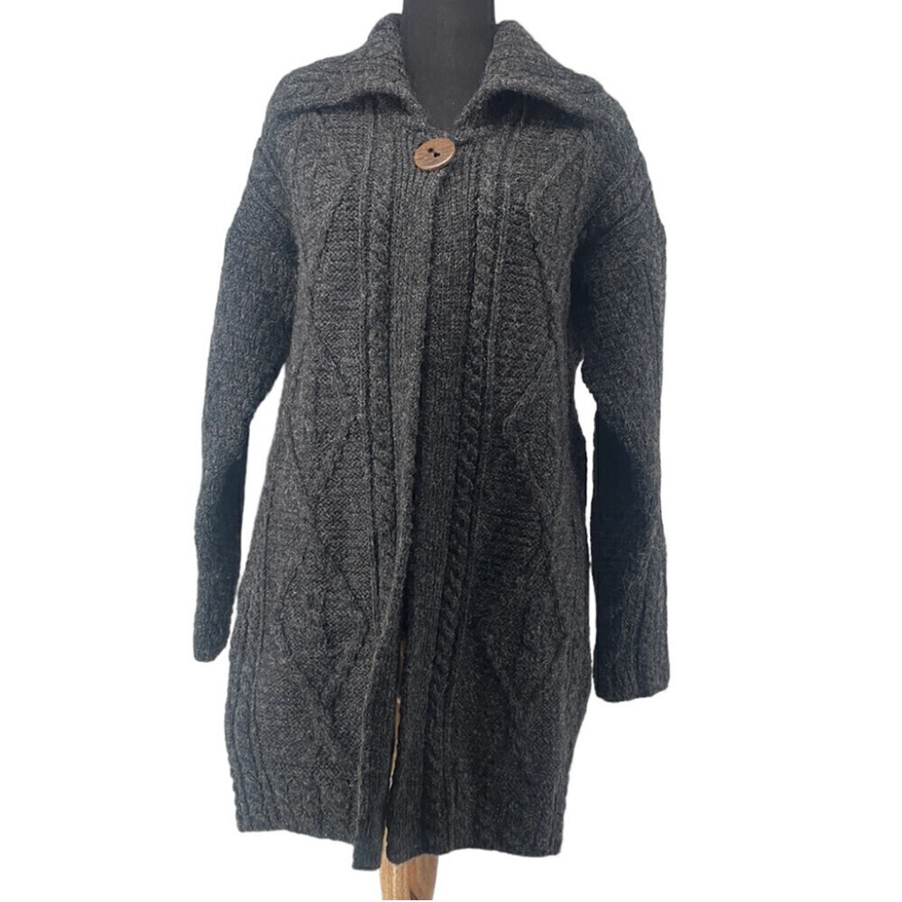 Carraig Donn cable knit cardigan made in Ireland 100% merino wool coastal sz sm